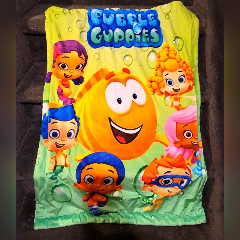 Bubble Guppies Toddler Blanket